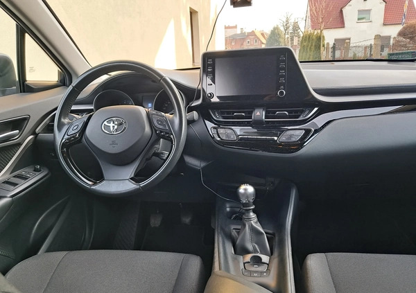Toyota C-HR cena 83900 przebieg: 38800, rok produkcji 2019 z Kościan małe 67